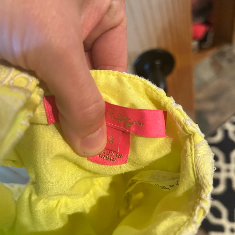 Lilly Pulitzer Shellegant Eyelet Bauble Yellow Top - Picture 4 of 4